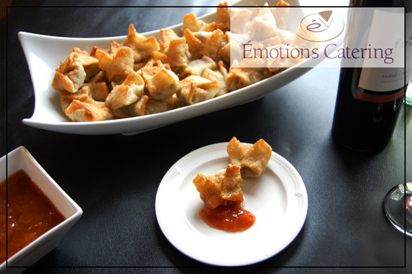 Wontons stuffed with Curried Vegetables with an Apricot dipping sauce